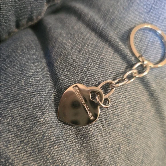 Tiffany & Co Keychain - Picture 3 of 11